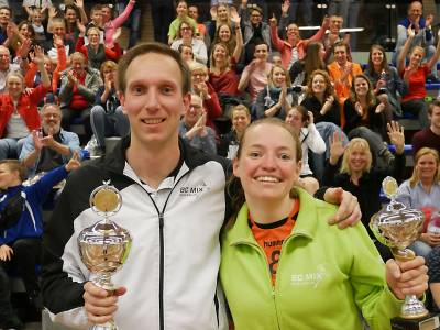 Niels Tanke en Linda Jansen mogen zich een jaar lang de Clubkampioenen van BC Mix noemen.