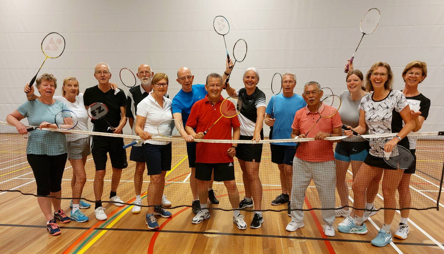 Groepsfoto bij Badminton Overdag.